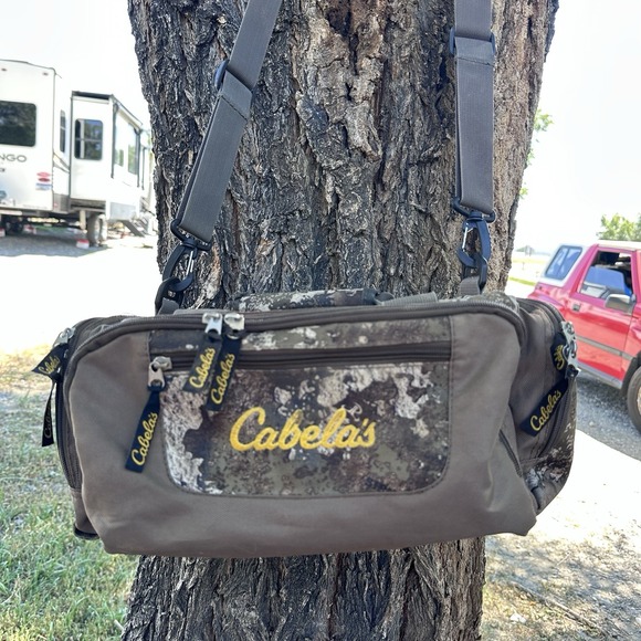 CABELAS Camouflage Bag Catch All Hunting Fishing Camo Tote Duffle Shoulder Strap - Picture 16 of 16